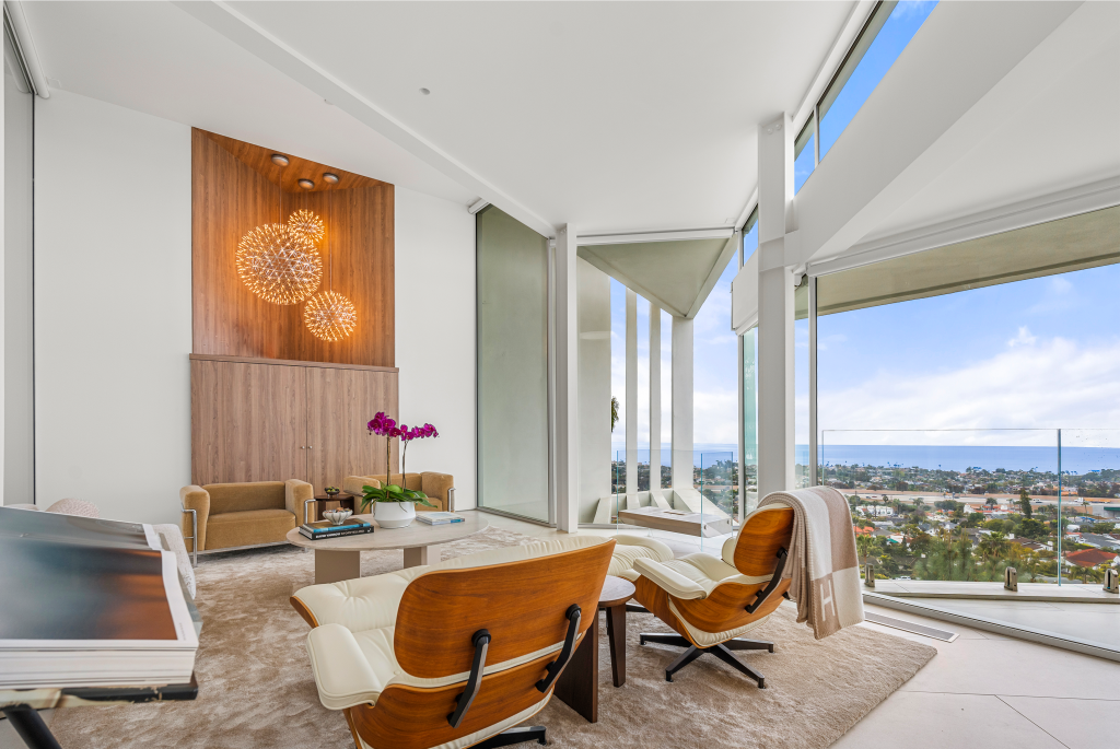 Modern Contemporary Office